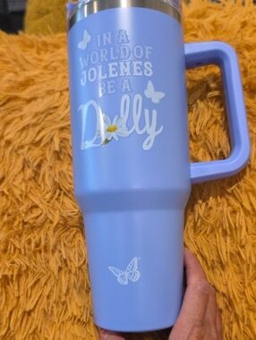 NEW Dolly Parton Lavender Daisy Travel Tumbler Beautiful!